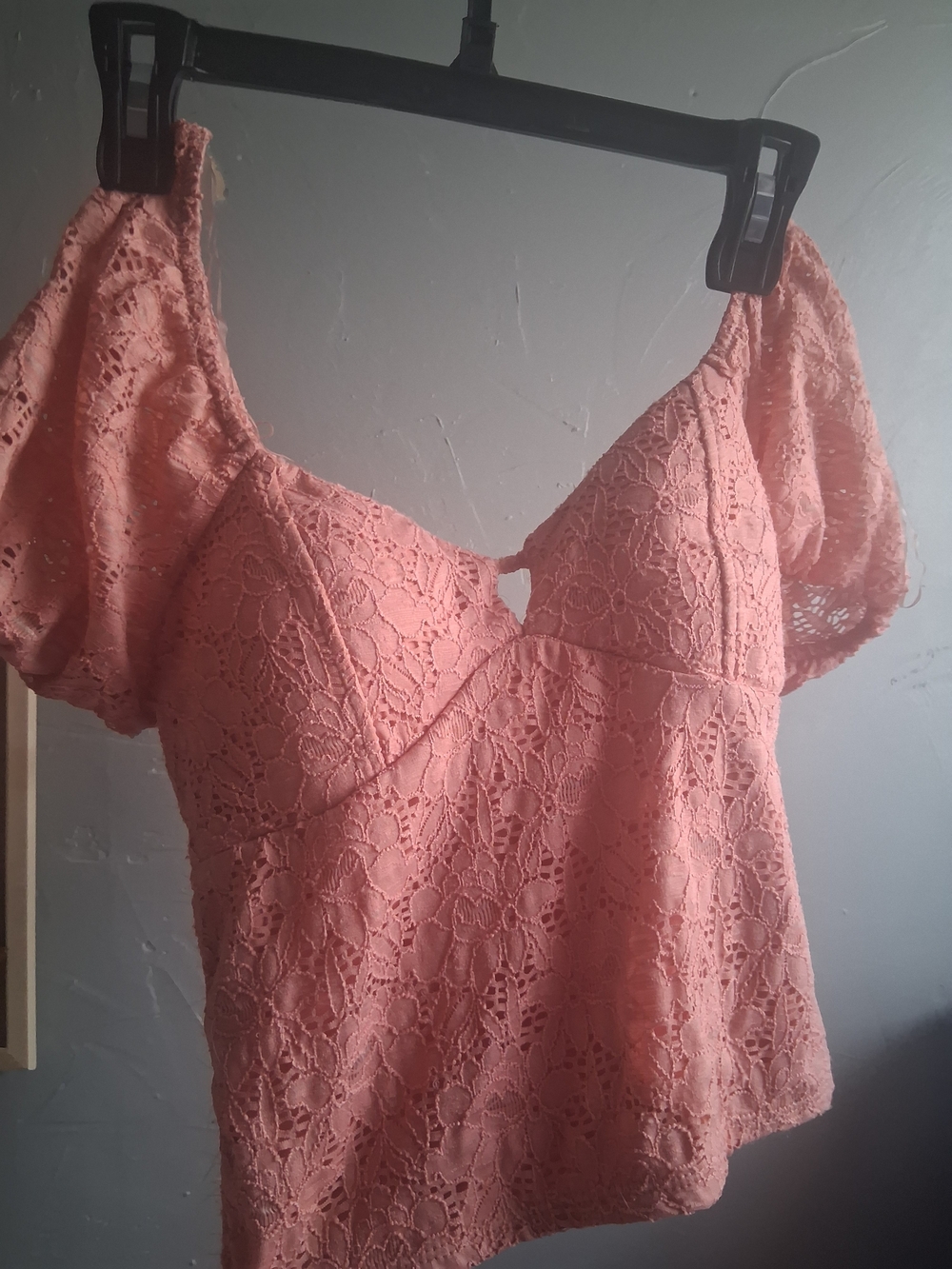 Lace Puff-Sleeve Peplum Top - Pink